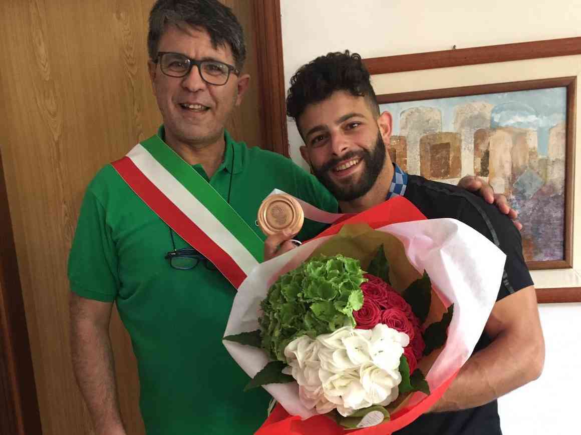 Immagine articolo: Incontro tra il Sindaco di Poggioreale Cangelosi e Nino Pizzolato