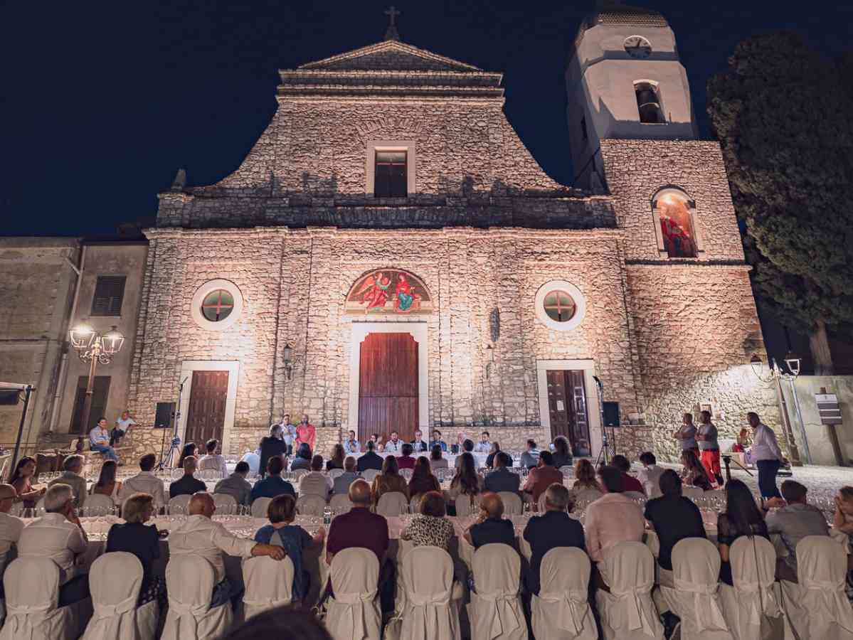 Immagine articolo: Una quinta edizione da record per il Terre Sicane Wine Fest. Premi per 2 vini di Menfi