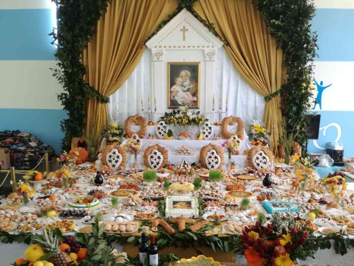 Immagine articolo: Montevago, tradizionale tavola in onore di San Giuseppe nella Parrocchia dei Ss. Pietro e Paolo
