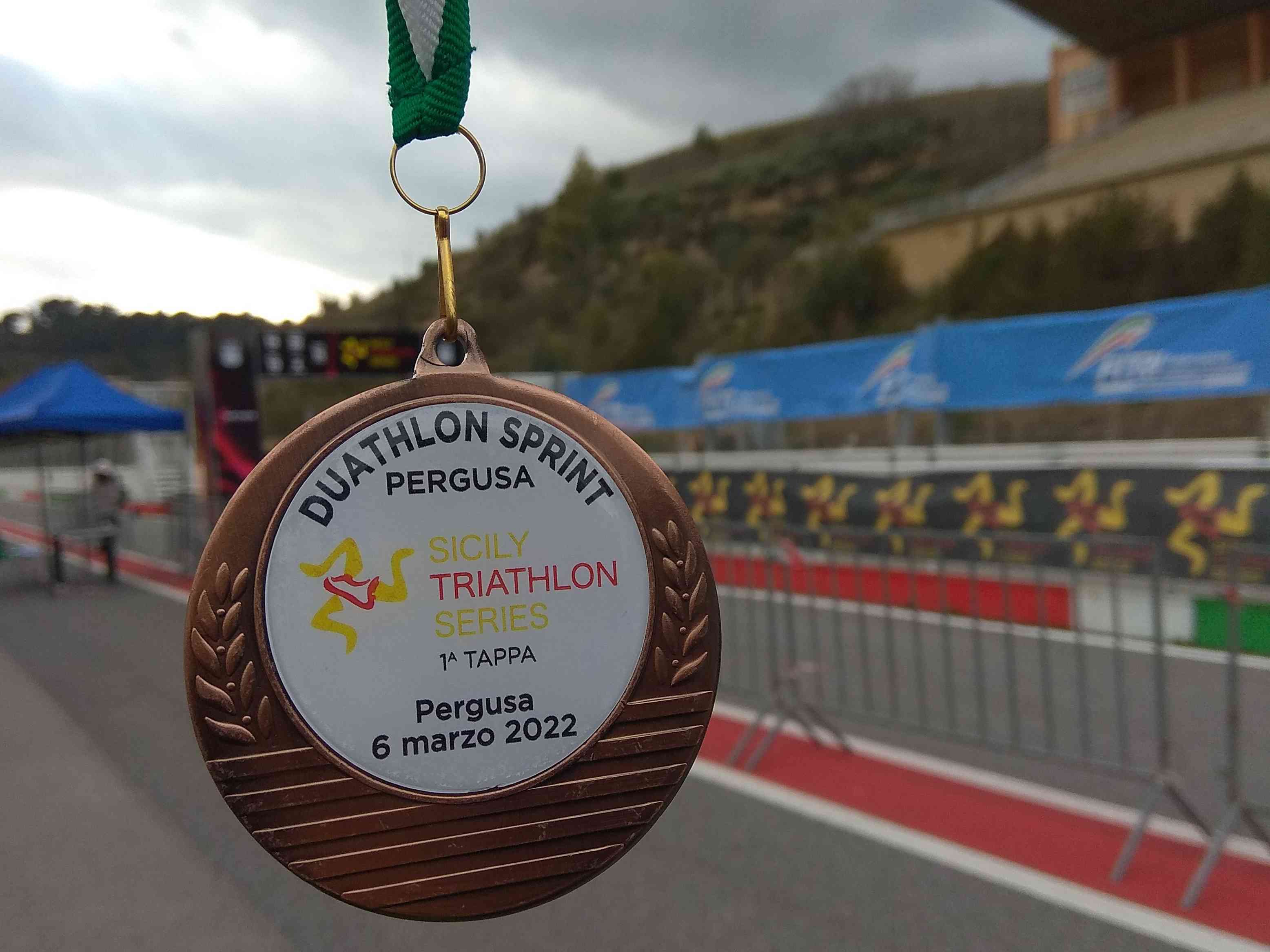 Immagine articolo: Medaglia di bronzo al duathlon autodromo di Pergusa per il menfitano Gulli