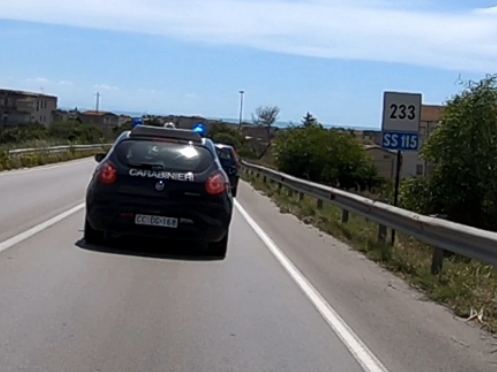 Immagine articolo: Inseguimento sull'autostrada. Con la droga contromano sulla A29. Arrestato 26enne