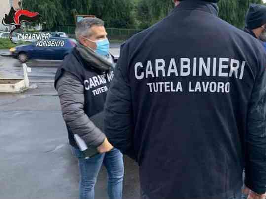 Immagine articolo: Sambuca di Sicilia, controlli Nil cantiere teatro. Due lavoratori in nero e un irregolare, stangata per impresa
