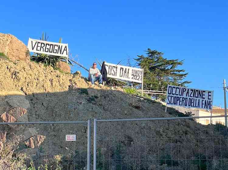 Immagine articolo: Crollo costone, Consiglieri di Idea Menfi chiedono Consiglio Comunale urgente. Continua lo sciopero della fame di Giuseppe Scirica
