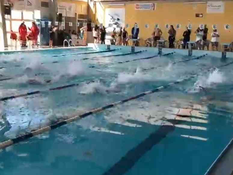 Immagine articolo: Debutto per 8 giovanissimi atleti della Sportwinner Menfi che brilla al Trofeo del Mandorlo di nuoto