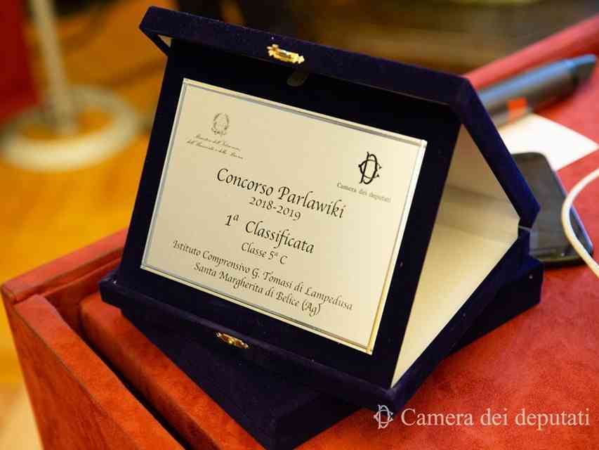 Immagine articolo: Concorso “PARLAWIKI“. Ecco i vincitori ricevuti alla Camera dei Deputati a Roma