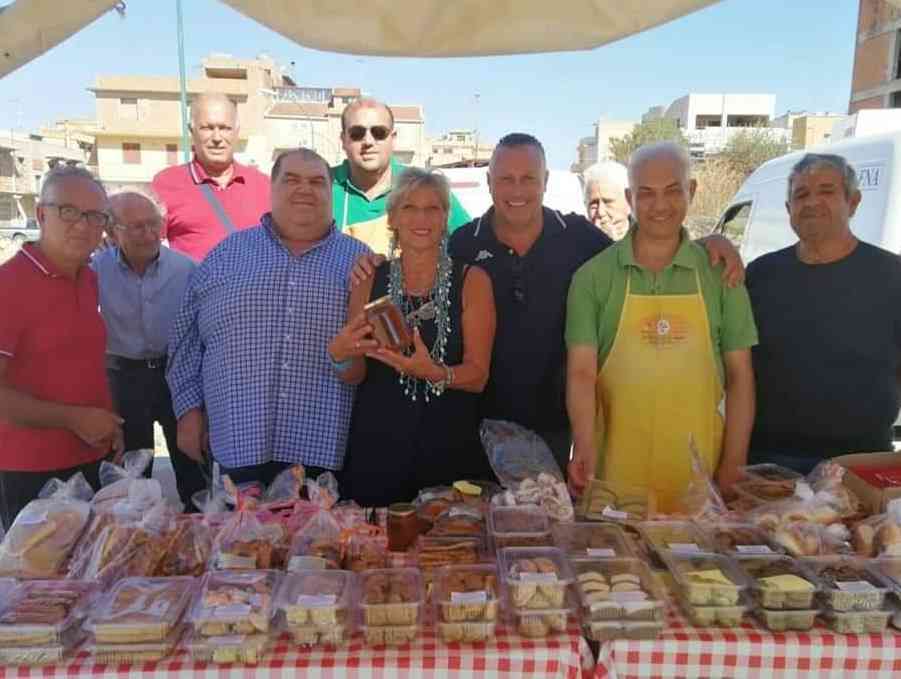 Immagine articolo: Menfi, mercato degli agricoltori: due appuntamenti estivi il mercoledì ed il venerdì