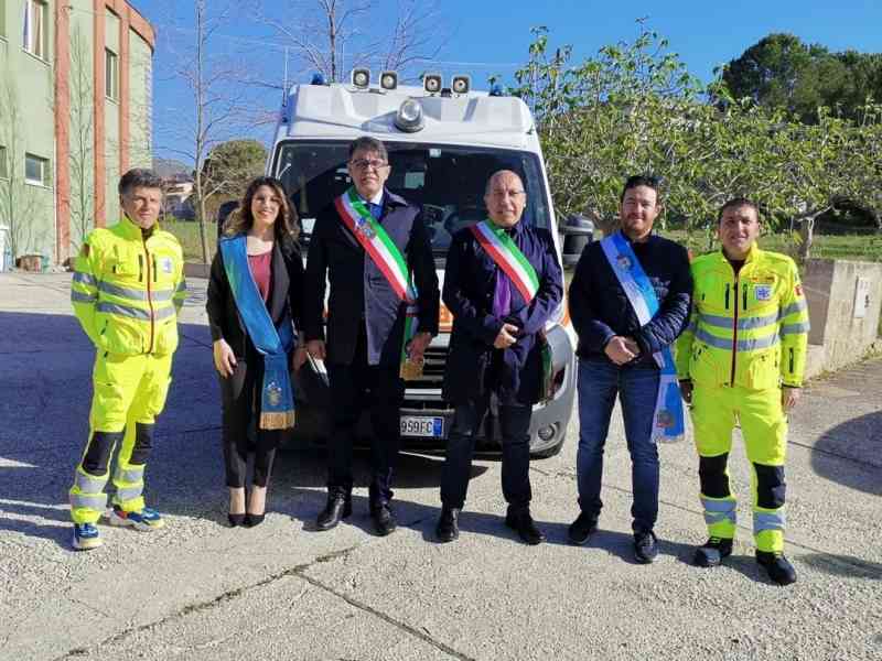 Immagine articolo: Ripristinata a Salaparuta la postazione del 118. Importante ritorno del servizio interrotto dal 2014