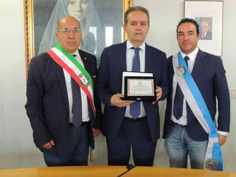 Immagine articolo: Salaparuta, cerimonia per la consegna della cittadinanza onoraria nel ricordo dell’Onorevole Grillo