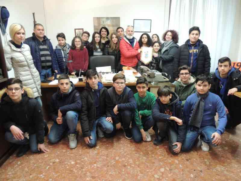 Immagine articolo: Poggioreale, alunni in visita agli uffici di Falcone e Borsellino