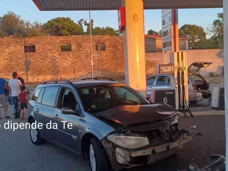 Immagine articolo: Menfi, scontro tra due auto nei pressi di Via del Serpente