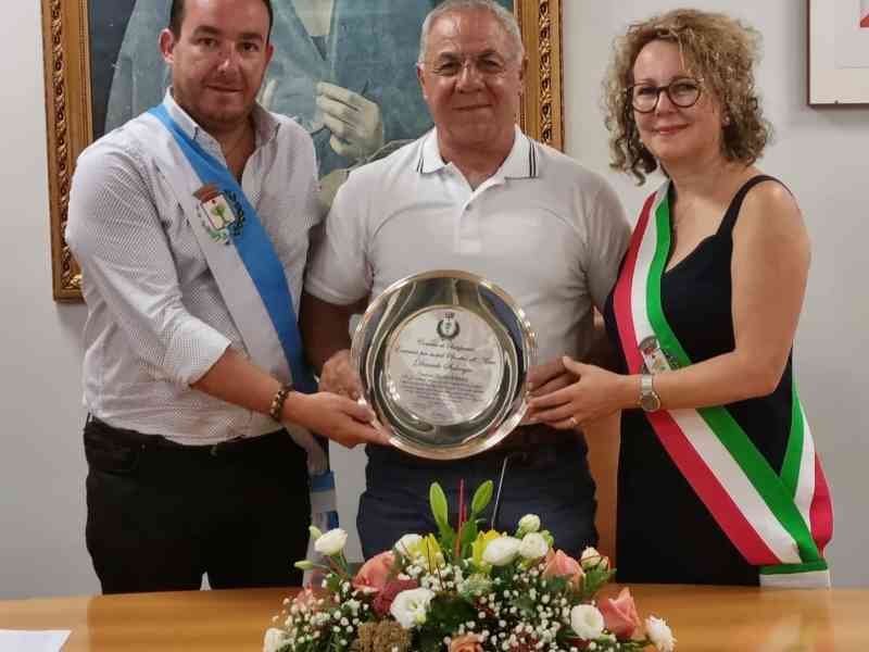 Immagine articolo: Salaparuta, consegnato encomio solenne ad atleta locale