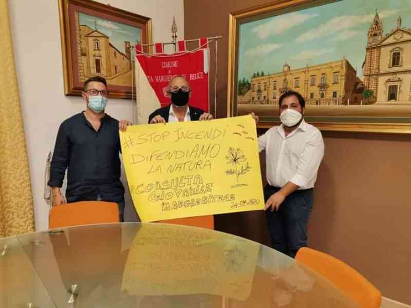Immagine articolo: Giornata di sensibilizzazione: “Stop incendi, difendiamo la natura“. La Consulta giovanile Margheritese in prima linea