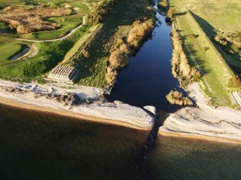 Immagine articolo: Ribera. L'assessore Barbagallo incontra agricoltori. 15 milioni per un progetto contro la siccità