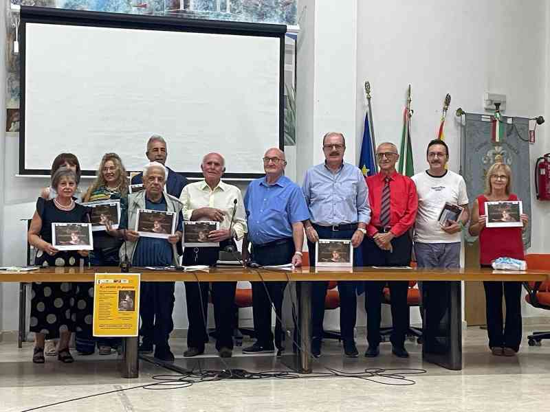 Immagine articolo: Poggioreale. Concluso con successo l'evento “E…state in poesia“