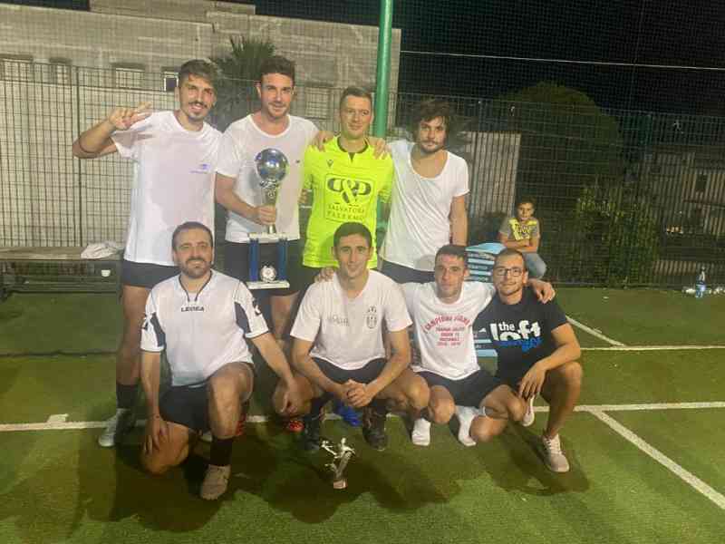 Immagine articolo: Salaparuta, “Ajax“ vince il torneo di calcetto. Francesco Cascio miglior calciatore