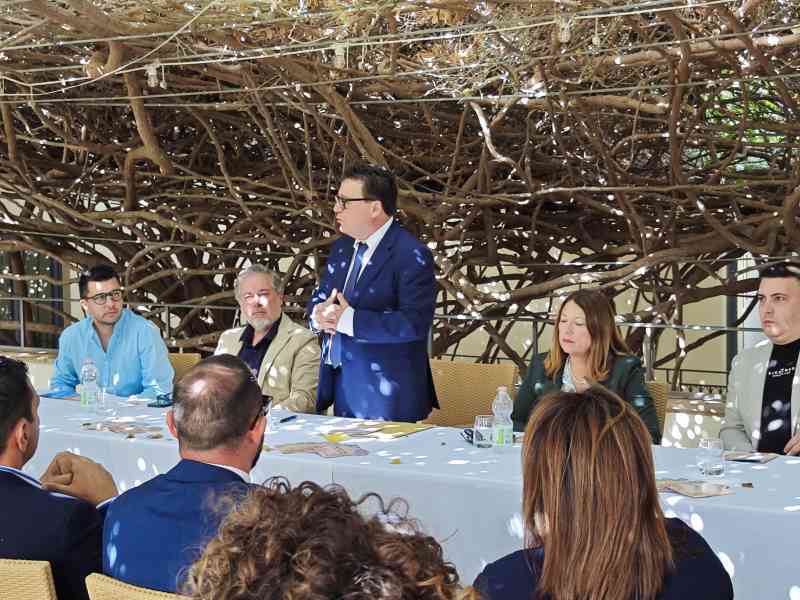 Immagine articolo: Menfi. Presentata la 26ma edizione di Inycon. Domani il via