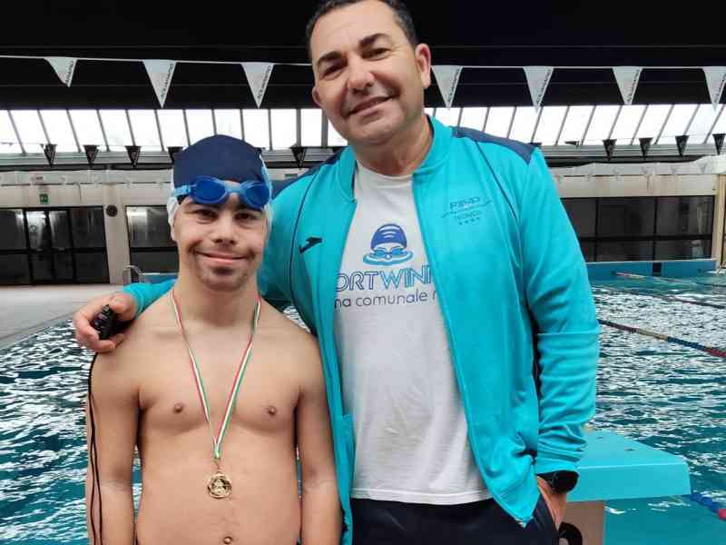 Immagine articolo: Pietro Clemente rappresenta Menfi al Campionato Regionale di Nuoto paralimpico