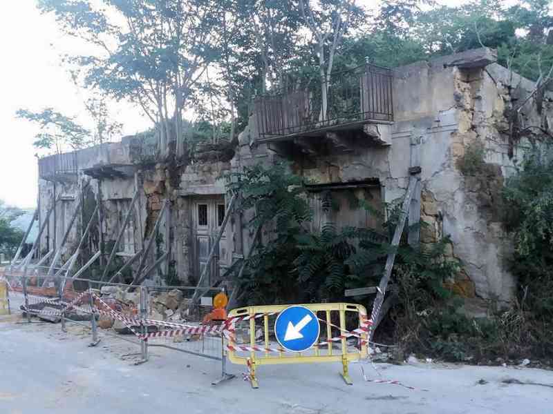 Immagine articolo: Santa Margherita, il rudere di “casa Barbera” entro la fine di febbraio sarà demolito. Arrivato l'ok della Soprintendenza