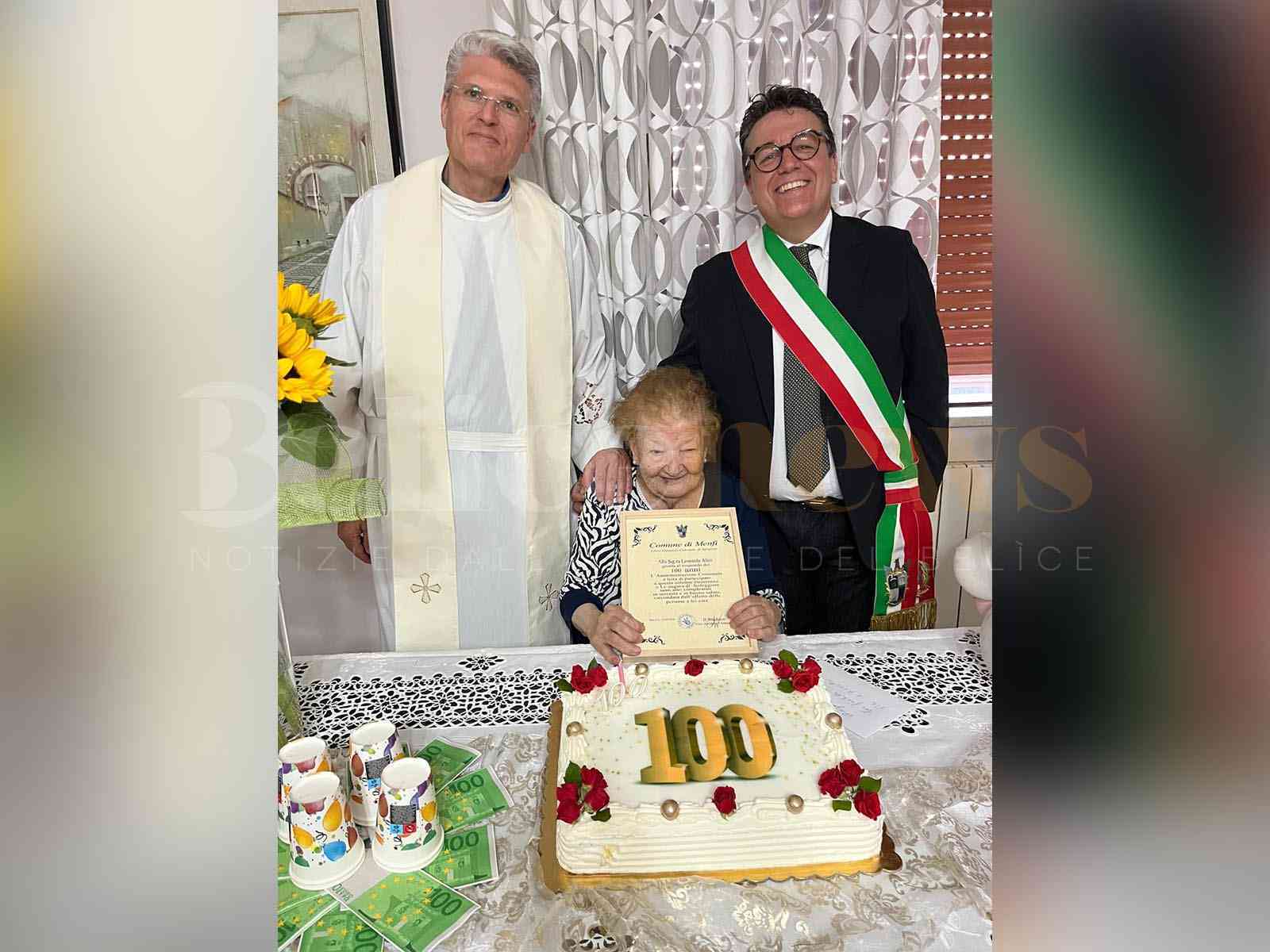 Immagine articolo: Menfi festeggia i 100 anni di Leonarda Alesi