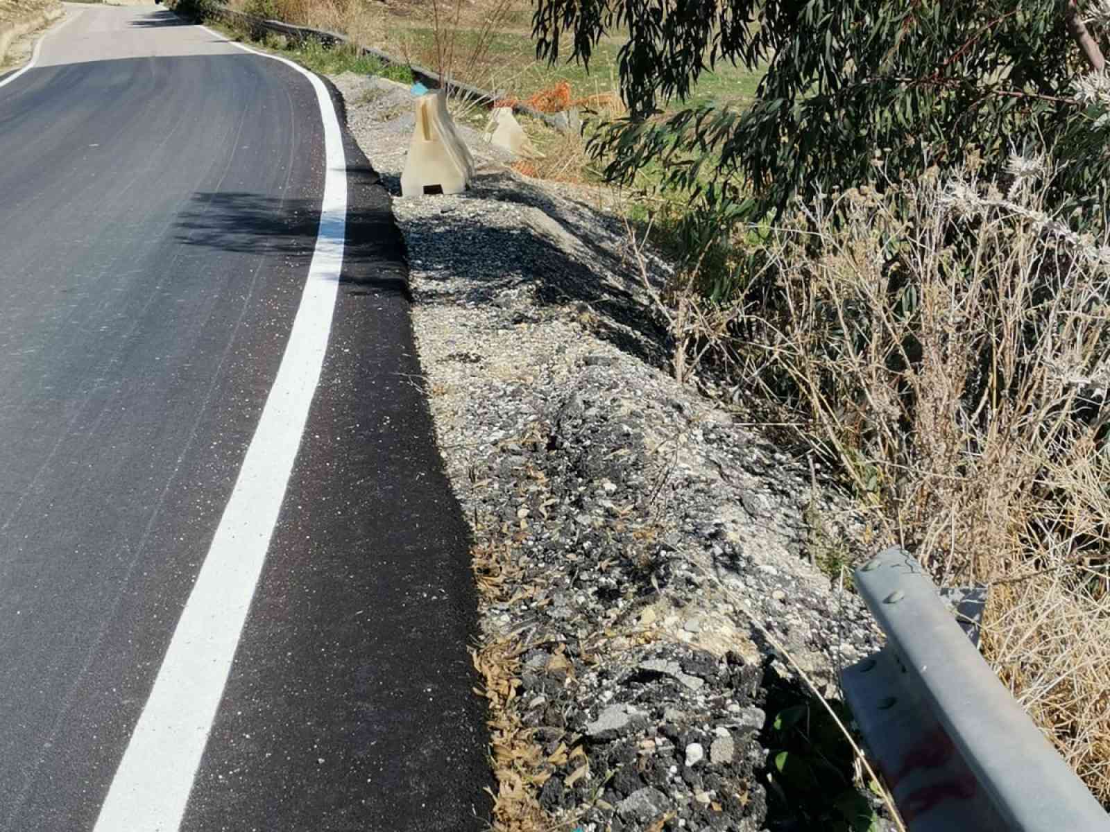 Immagine articolo: Salaparuta, pubblicato il bando per i lavori della strada provinciale in frana Partanna-Salaparuta . Soddisfazione del Sindaco