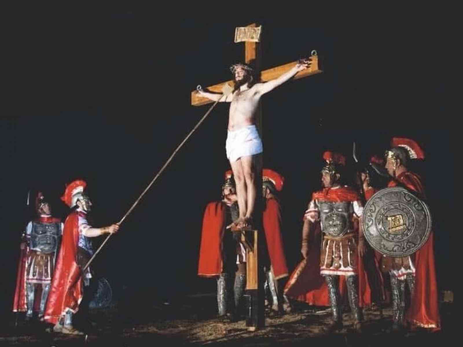 Immagine articolo: Santa Margherita. Francesca Pisano presidente de “Il Sale della Terra“. Annunciata la XIII edizione della Passione Vivente