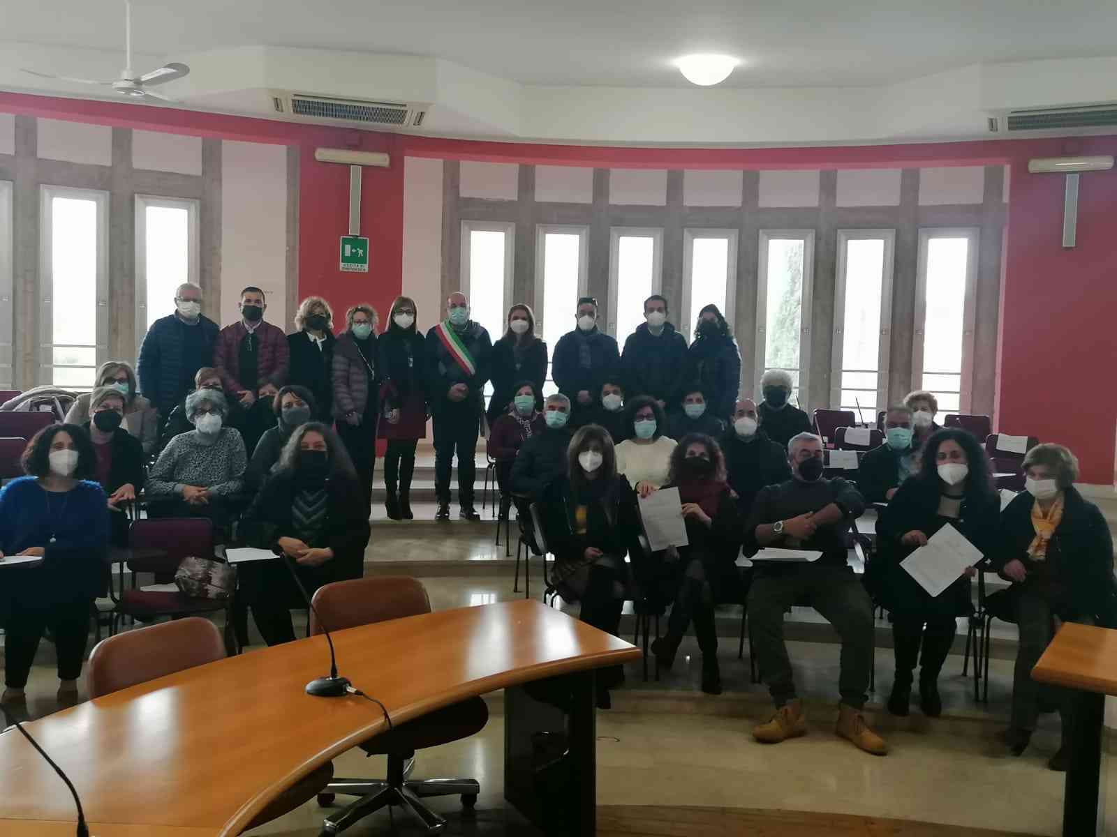 Immagine articolo: 22 lavoratori precari ex ASU stabilizzati presso il comune di Salaparuta
