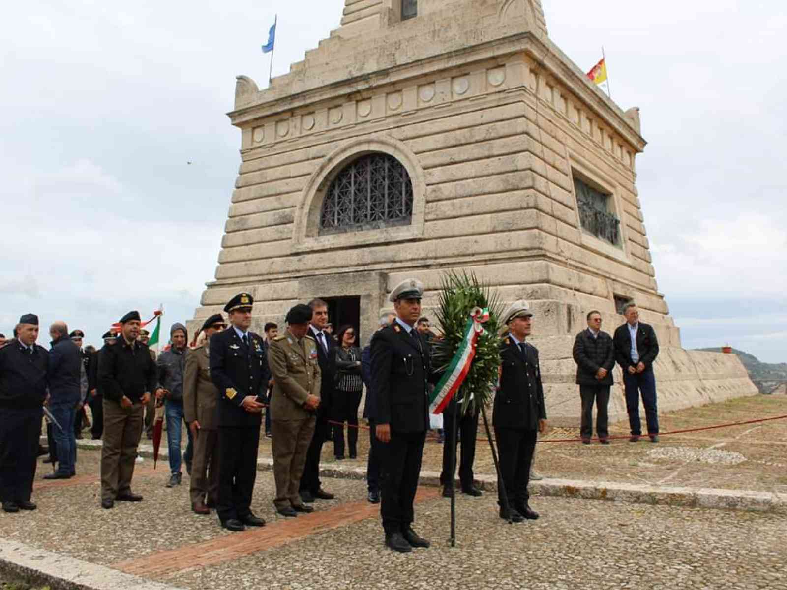 Immagine articolo: Calatafimi, ieri cerimonia inaugurale presso il Sacrario di Pianto Romano. Presenti numerose Autorità