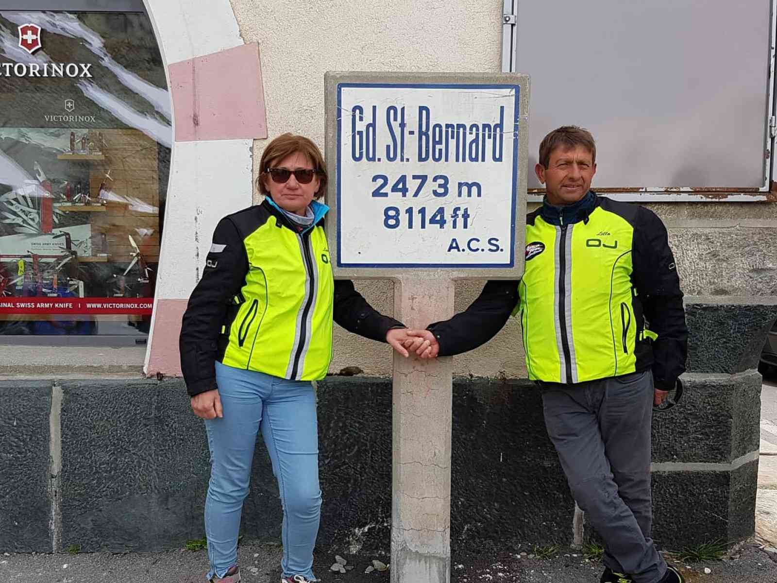 Immagine articolo: Giro d'Italia in moto per il menfitano Lillo Di Carlo insieme alla moglie. Quando le due ruote sono passione e condivisione