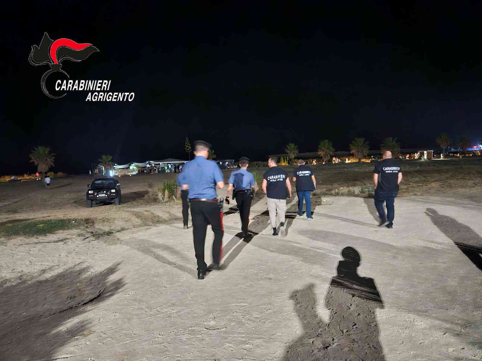Immagine articolo: Porto Palo. Controlli dei Carabinieri, 2 patenti ritirate e sospensione di uno stabilimento balneare