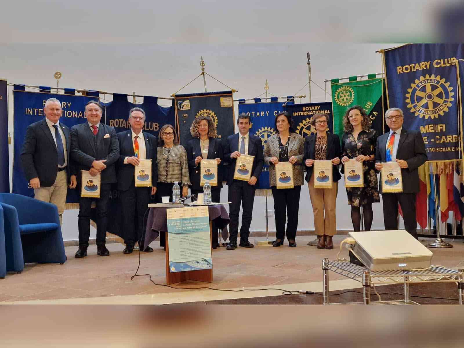 Immagine articolo: Rotary, incontro informativo sul “Pesce Azzurro e Dieta Mediterranea: un mare di benessere“