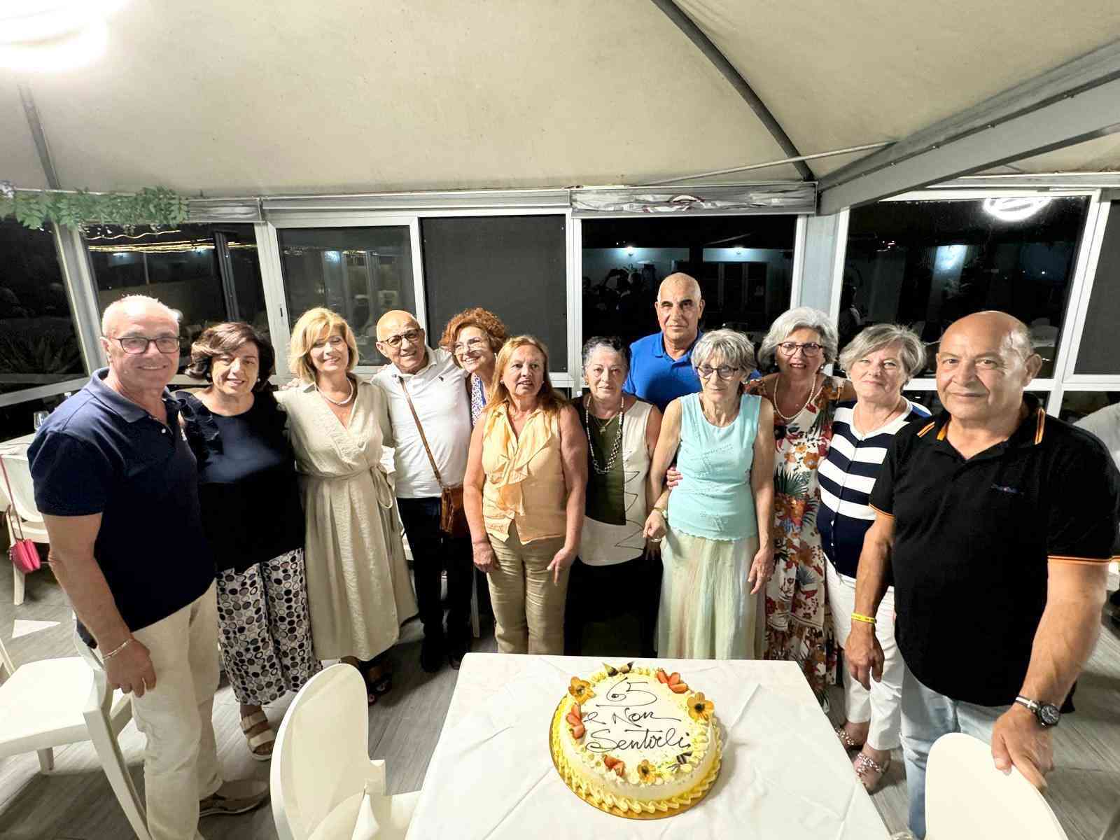 Immagine articolo: “Rimpatriata“ per un gruppo di amici e amiche nati a Salaparuta nel 1959