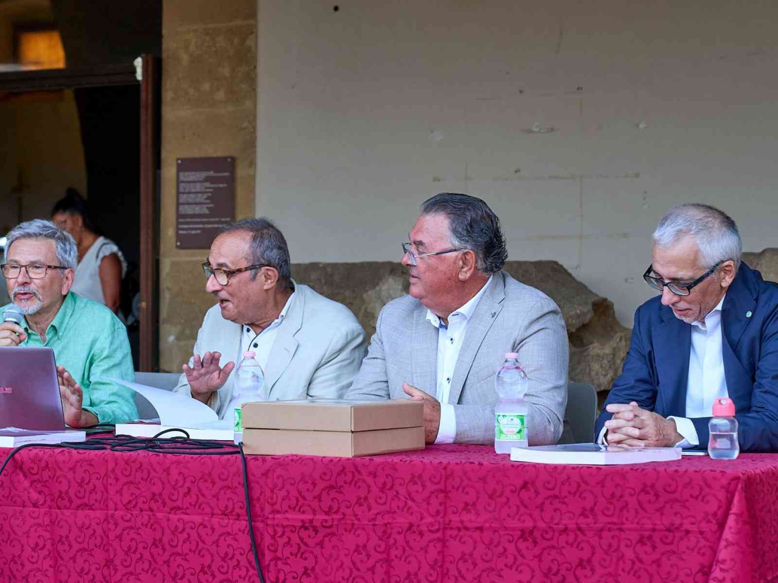 Immagine articolo: Presentato il primo volume degli “Annali di Selinunte”. Tra gli autori Gioacchino Mistretta