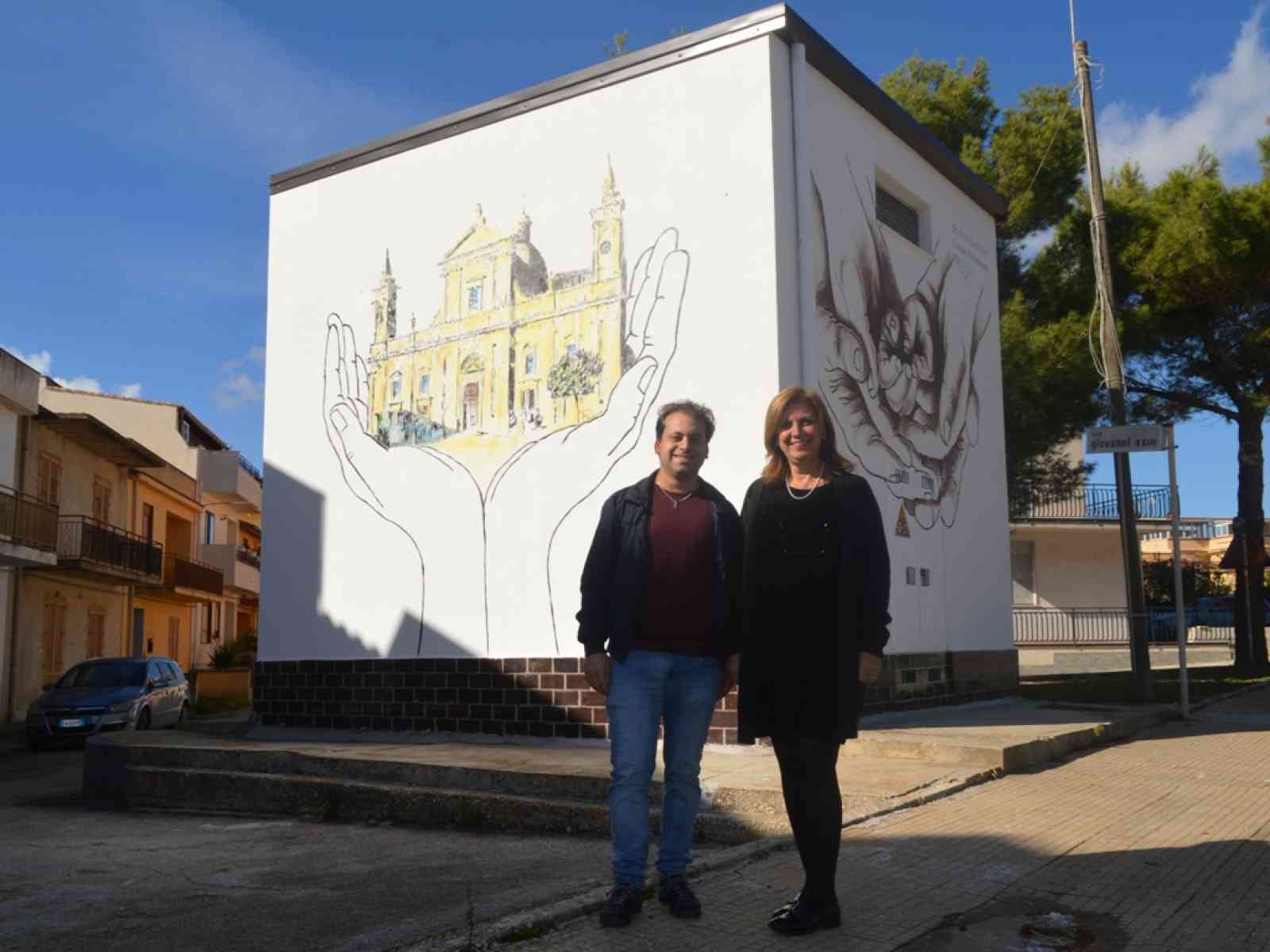 Immagine articolo: Montevago, cabine elettriche diventano opere d’arte: murales realizzati dal maestro Paolo Manno