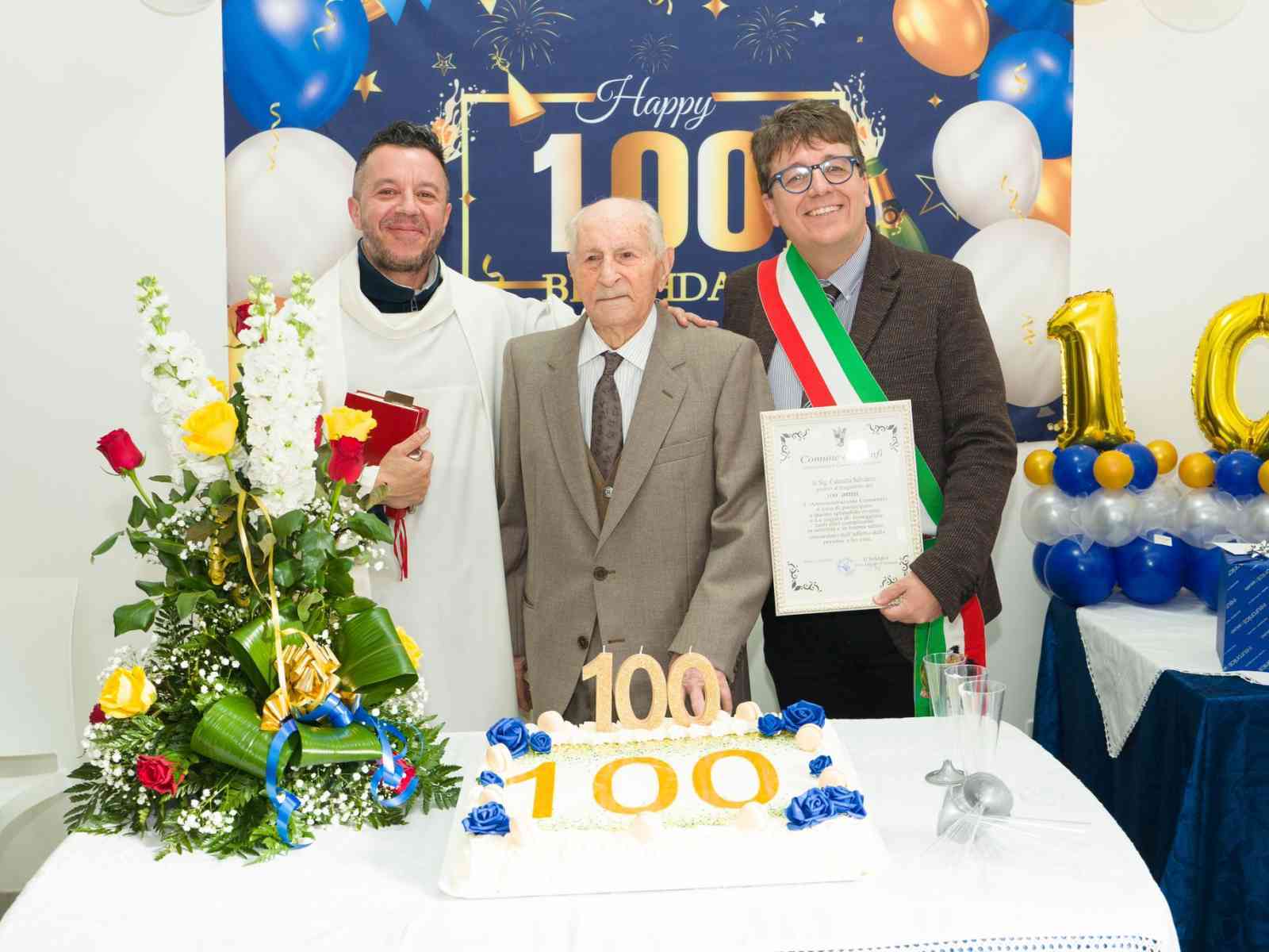Immagine articolo: Dalla guerra alla Svizzera, il menfitano Salvatore Calandra festeggia i suoi 100 anni. La sua storia