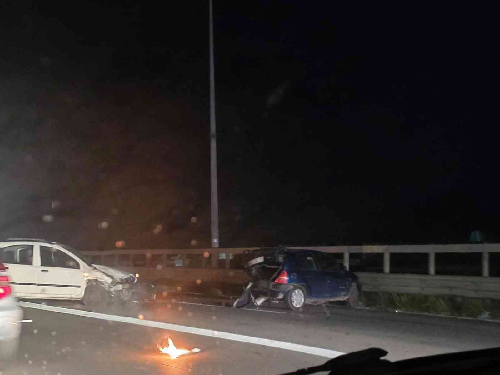 Immagine articolo: Incidente sulla A29, coinvolte 2 automobili